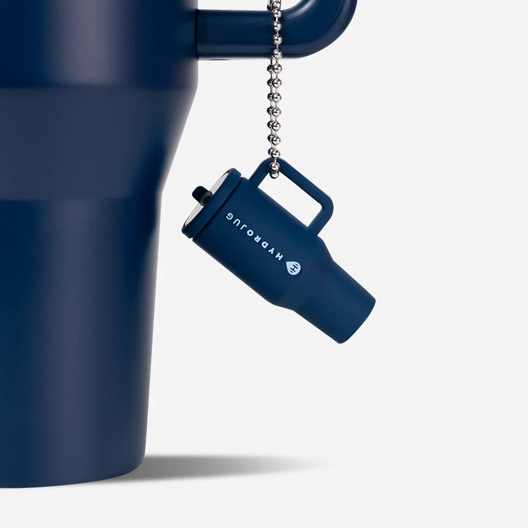 traveler-keychain-w4 Web-TravelerKeychainPhotos-Navy2.webp